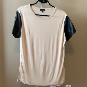 Aritzia Wilfred Free Beige Tee